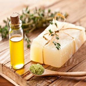 Oleoturisme: Elaboració de sabó amb oli a El Molar