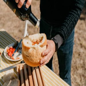 Oleoturisme: Experiència “Tast d'olis + clotxa”