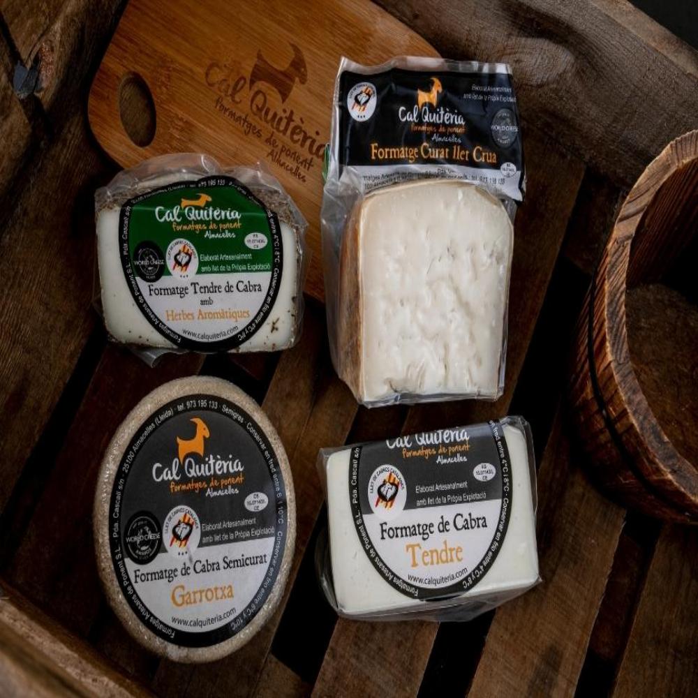 Formatge de diversos tipus de llet Lot Detallista Cal Quitèria