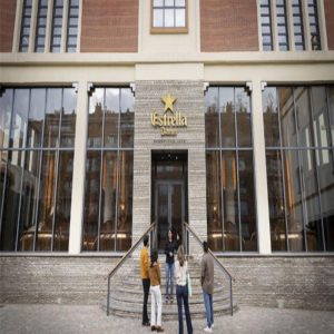 Visita guiada a l'Antiga Fàbrica Estrella Damm + tast de cerveses